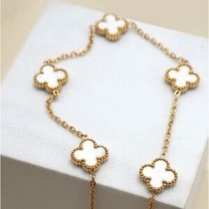 White Clover Necklace
